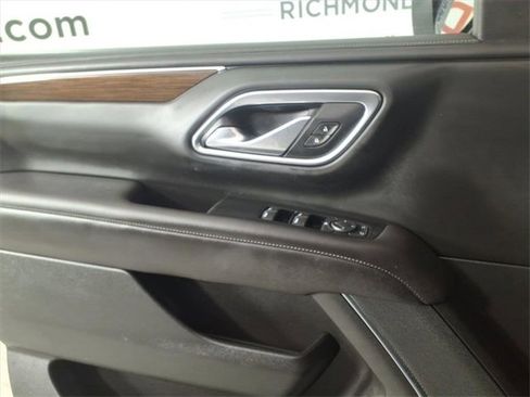 Used 2021 GMC Yukon SLE w/ Max Trailering Package image 29