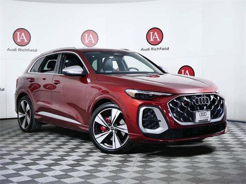 Used 2025 Audi SQ5 Premium Plus image 1