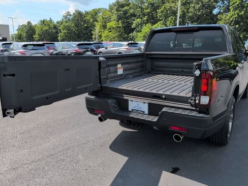 Used 2023 Honda Ridgeline RTL-E image 41