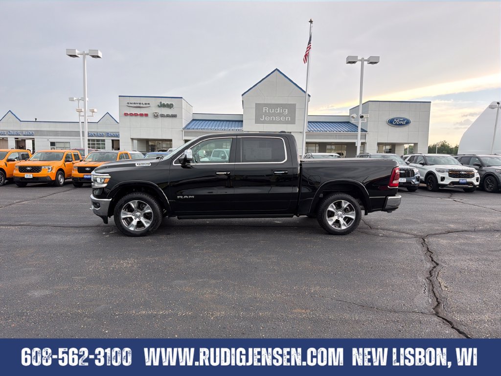 Used 2022 RAM 1500 Laramie AWD/4WD image 2