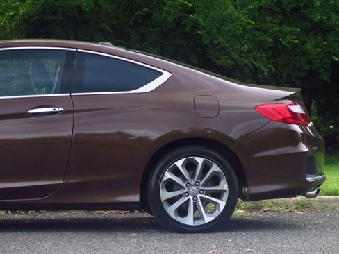 Used 2014 Honda Accord EX-L image 26