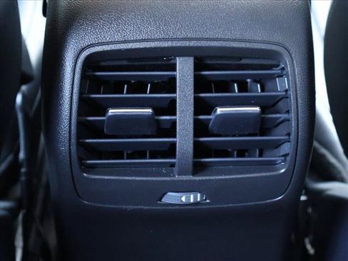 Used 2025 Ford Escape Platinum AWD/4WD image 21