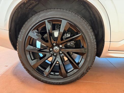 Used 2022 Volvo XC90 T8 Inscription Expression w/ Advanced Package image 13