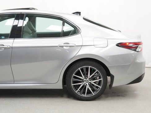 Used 2023 Toyota Camry XLE w/ Cold Weather Package image 17