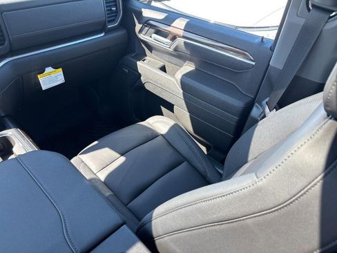 New 2026 Chevrolet Silverado 1500 LT Trail Boss AWD/4WD image 9