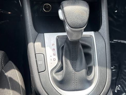 Used 2023 Kia Forte LXS w/ LXS Technology Package FWD image 14