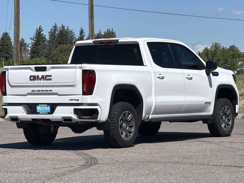 Used 2024 GMC Sierra 1500 AT4 w/ Technology Package AWD/4WD image 2