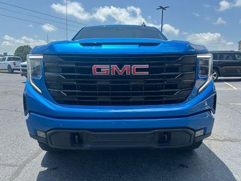 Used 2024 GMC Sierra 1500 Elevation w/ X31 Off-Road Package AWD/4WD image 3