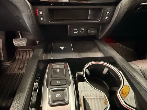 Used 2025 Honda Ridgeline Black Edition image 33