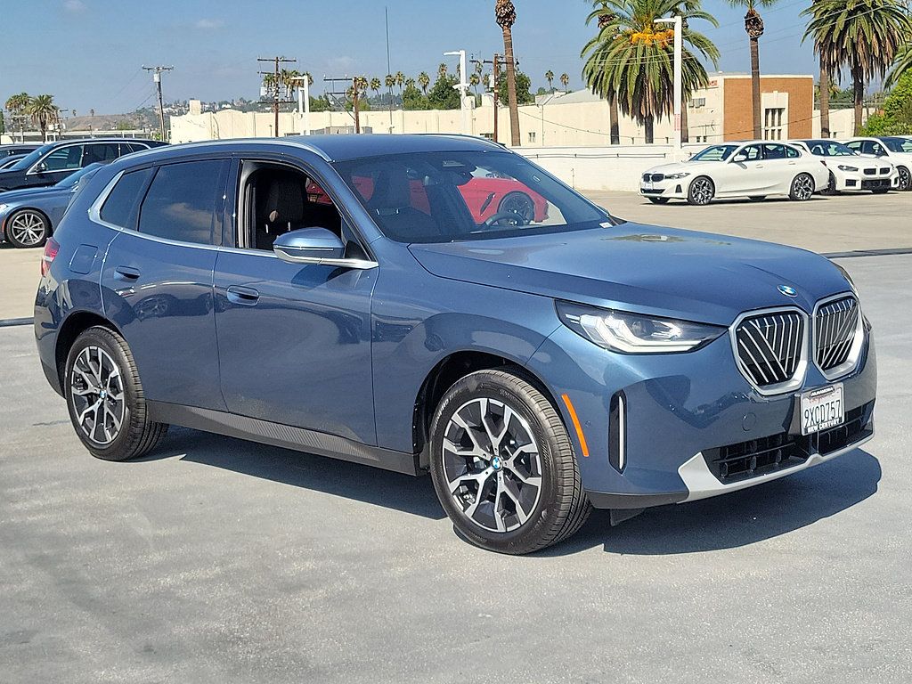 Used 2026 BMW X3 xDrive30i w/ Convenience Package AWD/4WD image 4