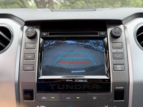 Used 2016 Toyota Tundra SR5 w/ SR5 Upgrade Package AWD/4WD image 17