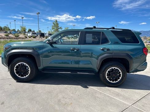 Used 2026 Toyota 4Runner TRD Off-Road Premium AWD/4WD image 4