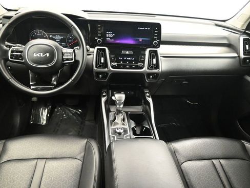Used 2023 Kia Sorento S w/ Panoramic Sunroof Package FWD image 24