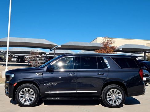 Used 2024 GMC Yukon Denali image 4