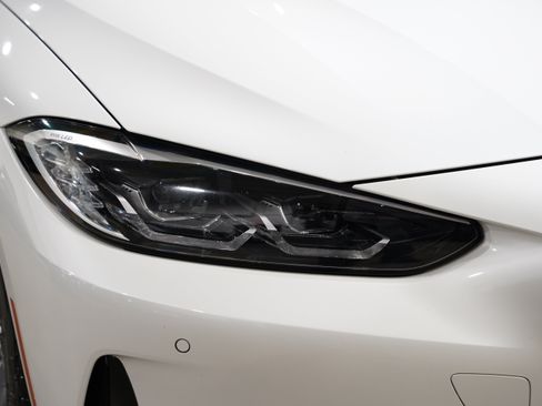 Used 2021 BMW 430i Coupe w/ Convenience Package RWD image 17