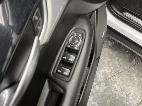 Certified 2025 Cadillac XT5 Premium Luxury image 10