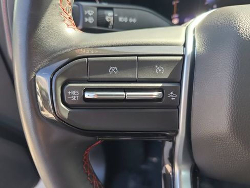 Used 2023 Chevrolet Colorado Z71 w/ Z71 Convenience Package 2 AWD/4WD image 25