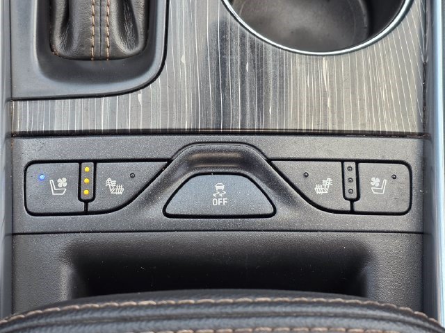 Used 2017 Chevrolet Impala Premier FWD image 35