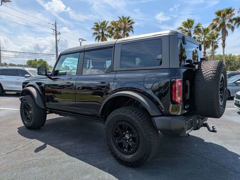 Used 2022 Ford Bronco Wildtrak image 5