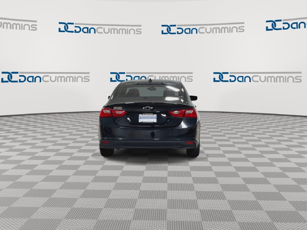 Used 2022 Chevrolet Malibu LS FWD image 7