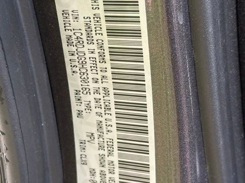 Used 2017 Dodge Durango GT w/ Premium Group image 20