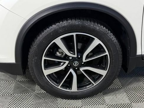 Used 2018 Nissan Rogue SL w/ Premium Package FWD image 15