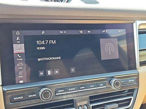 Certified 2020 Porsche Macan S AWD/4WD image 31