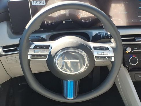 New 2026 Hyundai Tucson SEL image 9