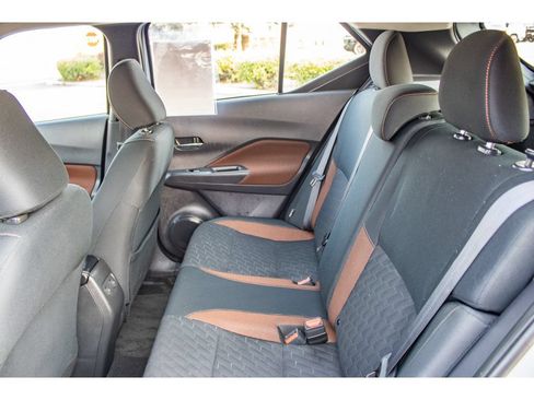 Used 2024 Nissan Kicks SR FWD image 17