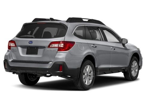 Used 2018 Subaru Outback 2.5i Premium AWD/4WD image 2