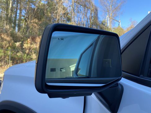 Used 2024 Chevrolet Silverado 1500 ZR2 image 44