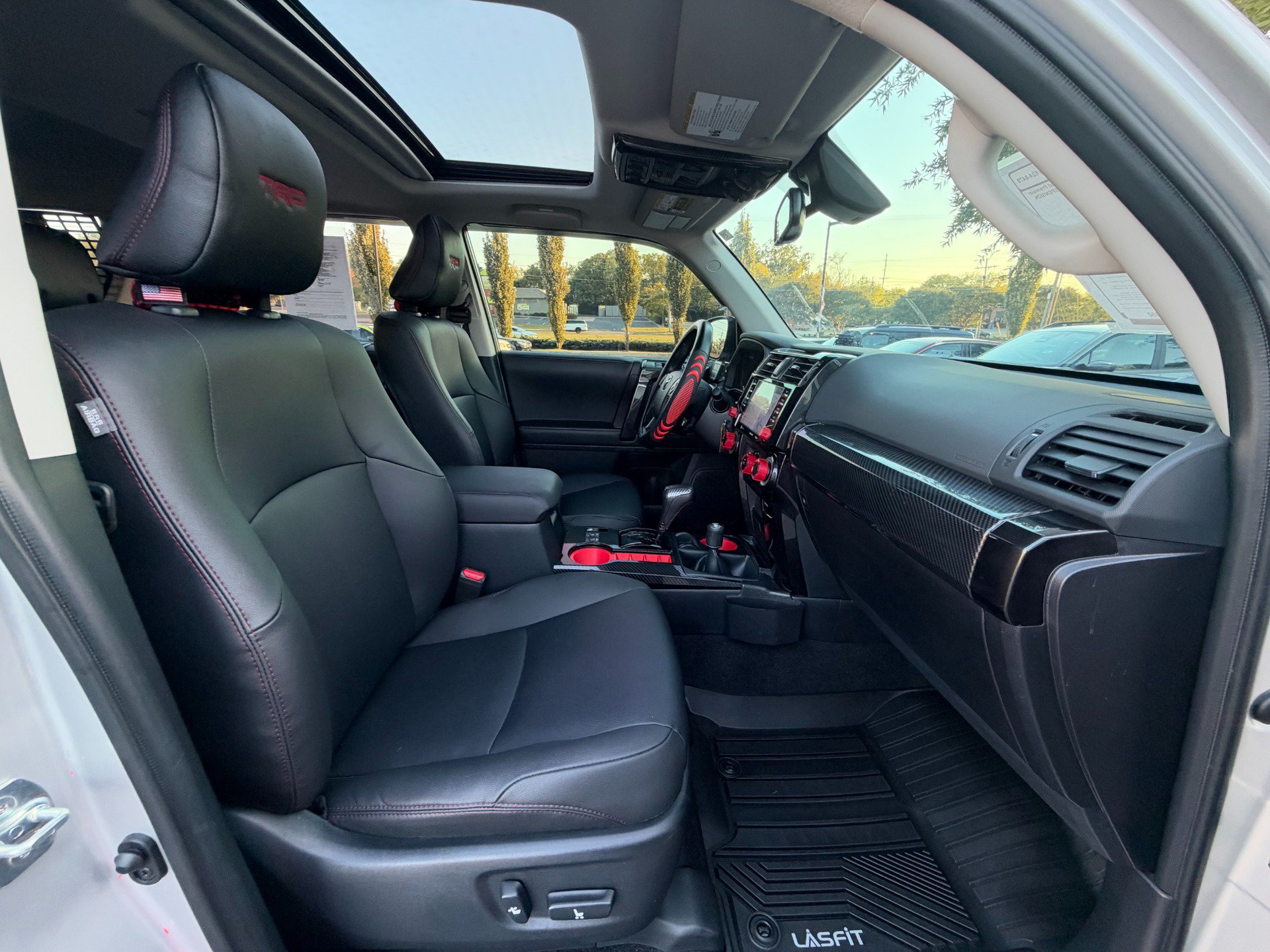 Used 2024 Toyota 4Runner TRD Off-Road Premium w/ Moonroof Package AWD/4WD image 21