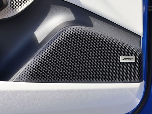 New 2026 Porsche Macan 4 Electric image 14