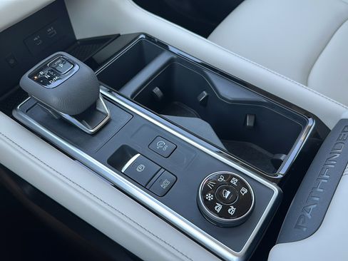 New 2025 Nissan Pathfinder SL w/ Cargo Package image 26