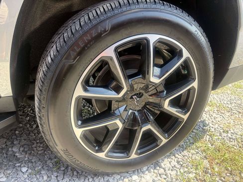 Used 2026 Chevrolet Tahoe RST w/ Comfort Package RWD image 7