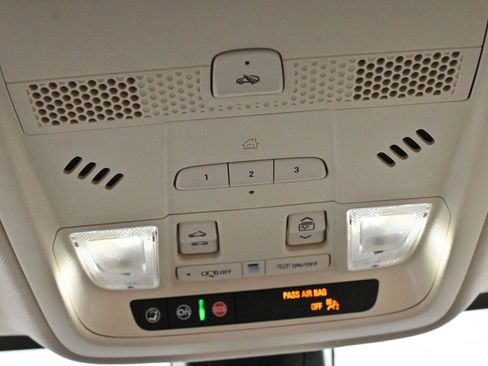 Used 2025 Cadillac XT5 Premium Luxury w/ Technology Package image 30