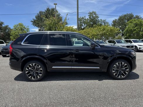 New 2026 Volvo XC90 B6 Core w/ Protection Package AWD/4WD image 2