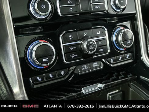 Certified 2024 GMC Yukon XL Denali image 17