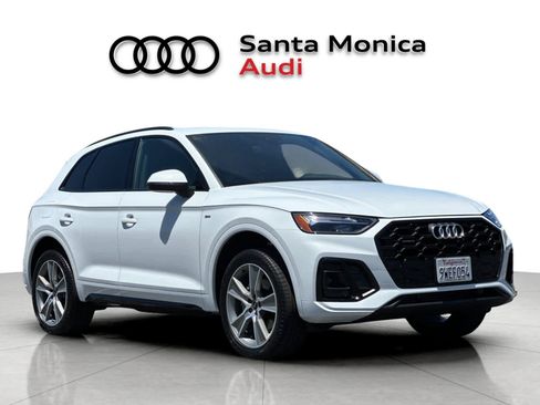 Used 2025 Audi Q5 2.0T Premium w/ Convenience Plus Package AWD/4WD image 9