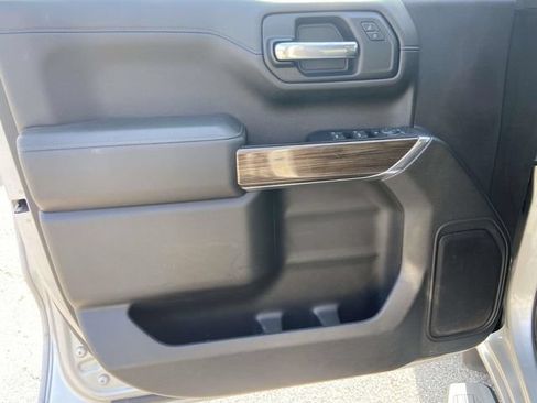 Used 2021 Chevrolet Silverado 1500 RST AWD/4WD image 16