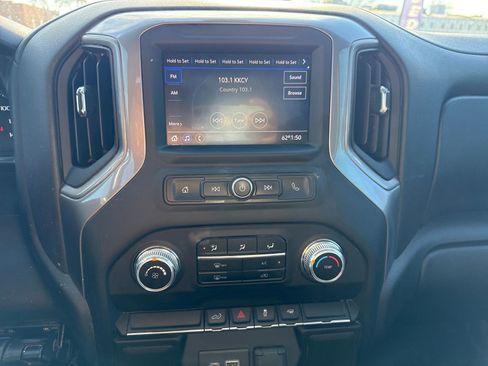 Used 2022 GMC Sierra 2500 Pro w/ Convenience Package image 18