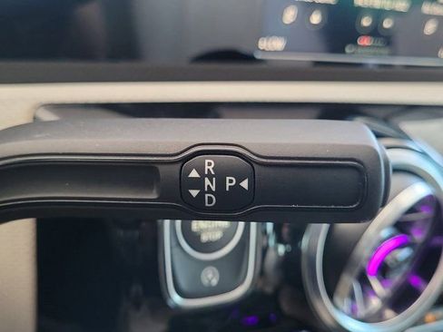 Used 2022 Mercedes-Benz CLA 250 image 19