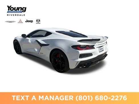 Used 2025 Chevrolet Corvette E-Ray w/ Stealth Interior Trim Package AWD/4WD image 2
