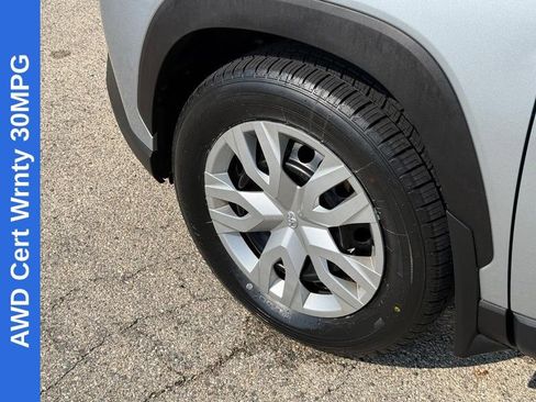 Used 2023 Toyota Corolla Cross L AWD/4WD image 10