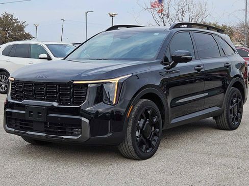 Certified 2025 Kia Sorento SX Prestige w/ Sage Leather Package image 10