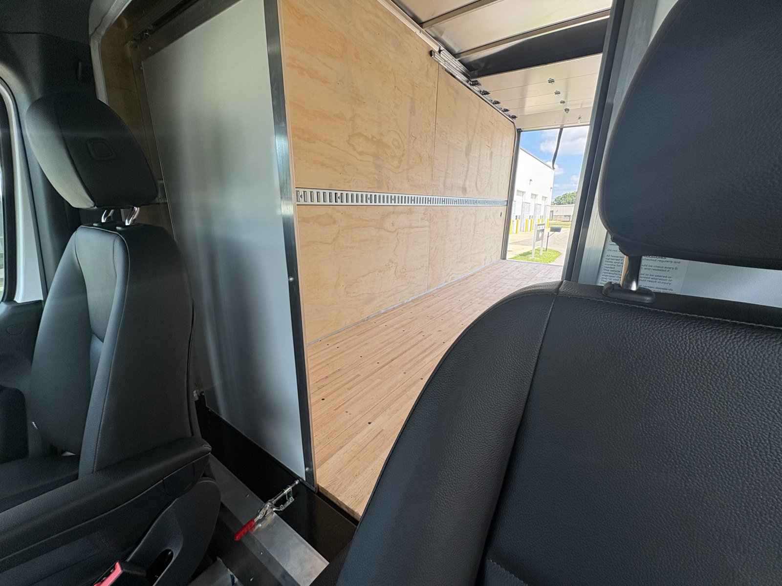 New 2025 Mercedes-Benz Sprinter 3500 image 9