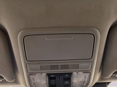 Used 2022 Honda Pilot Special Edition image 14