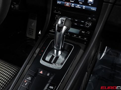 Used 2018 Porsche 911 GT2 RS image 39