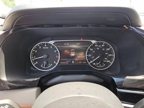 Used 2023 Nissan Pathfinder SL FWD image 22
