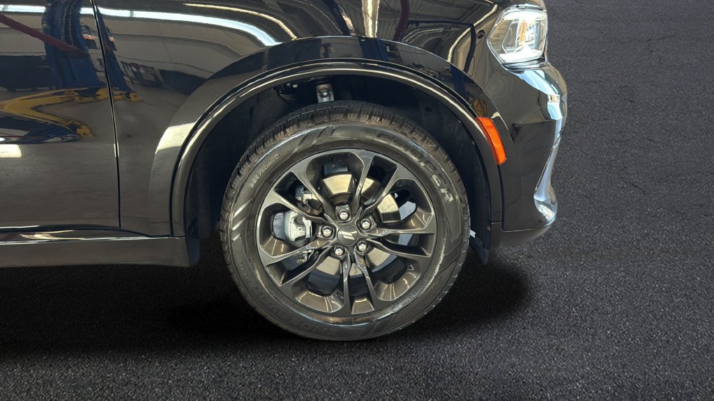 Used 2022 Dodge Durango SXT w/ Blacktop Package AWD/4WD image 23